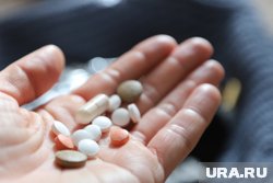 Помогает ли витамин С от простуд и почему может вызвать рак — отвечает врач