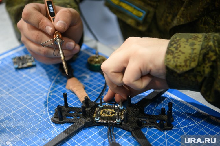 Россия впервые применила спутниковый дрон: какие самодельные БПЛА держат в страхе ВСУ в зоне СВО