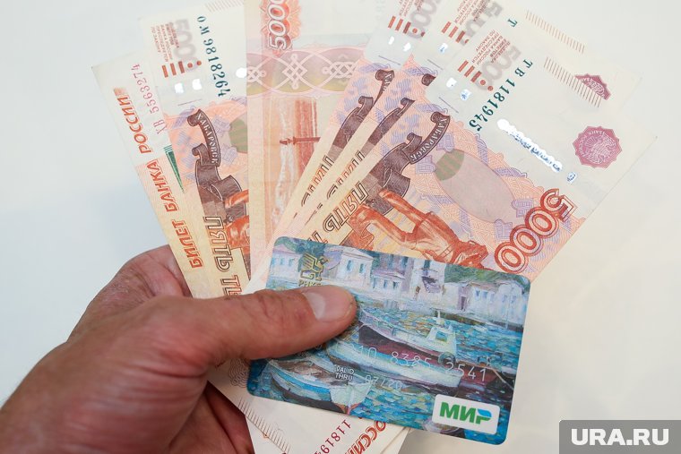 Россияне поплатятся за разводы и продажу жилья: какие штрафы, налоги и госпошлины повысили в 2025 году