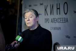Актер Александр Збруев госпитализирован
