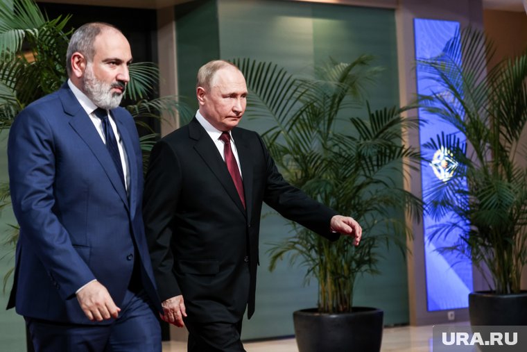 Встретился с Пашиняном, но разминулся с Алиевым: что Путин успел сделать в первые часы саммита ШОС в ...