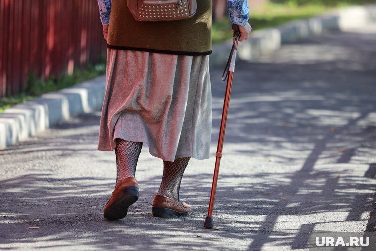 Сколько долгожителей получают увеличенную пенсию в Курганской области