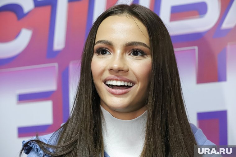 Валя Карнавал рассказала, в кого была влюблена до Егора Крида и Саши Стоуна