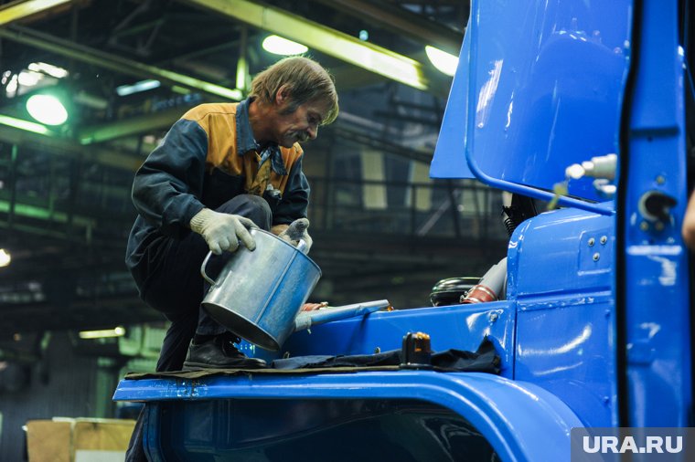 Как и когда менять антифриз в автомобиле — советы автоэксперта