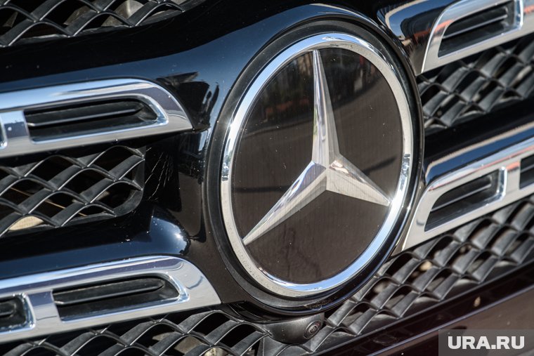 Экс-депутат из ХМАО вернет в бюджет 2 миллиона рублей за покупку Mercedes