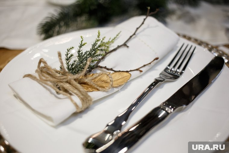 Чем заменить традиционные новогодние блюда: 10 необычных рецептов 