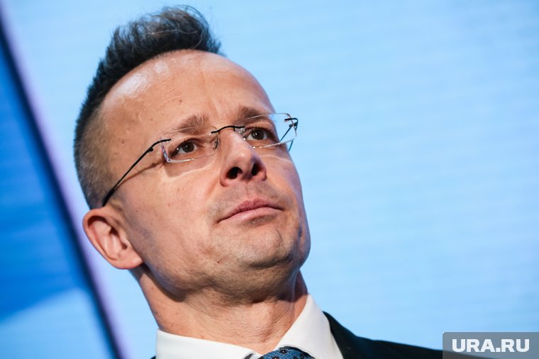 Сийярто заявил о попытке Киева втянуть Будапешт в войну