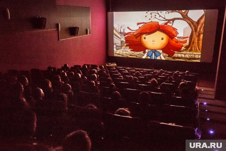 Что смотреть в кино с детьми в декабре: топ-6 премьер