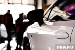 Россию заполонили китайские машины: стоит ли покупать, что их ждет на рынке в 2025 году