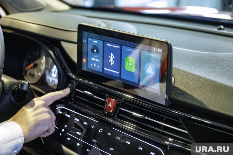 По каким ценам курганцы избавляются от китайских машин, которые уходят с рынка