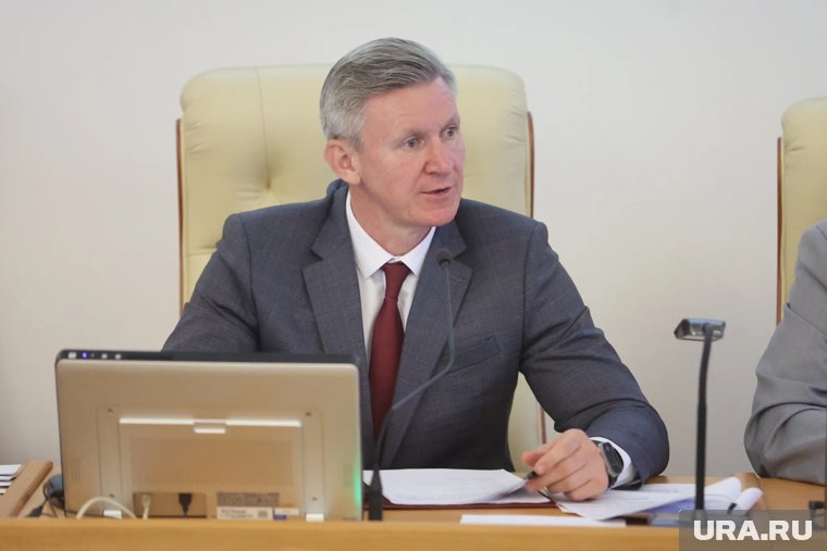 В Кургане выбрали спикера нового парламента: Фролов возглавил областную думу в третий раз