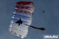 Прыгун из стратосферы Феликс Баумгартнер разбился во время полета на параплане