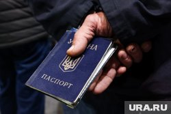 Зеленский рассмотрит петицию о лишении гражданства Украины мэра Одессы Труханова