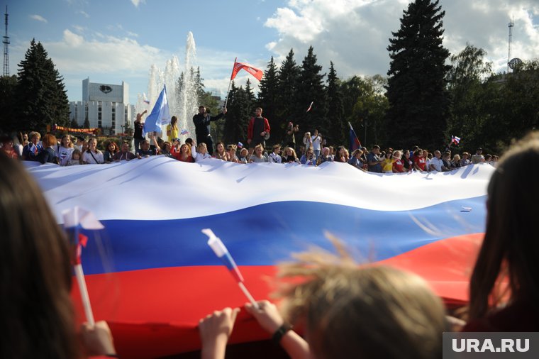 День России 2025: открытки и поздравления до мурашек