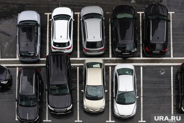 В Челябинске спрос на гибридные автомобили растет, а цены падают