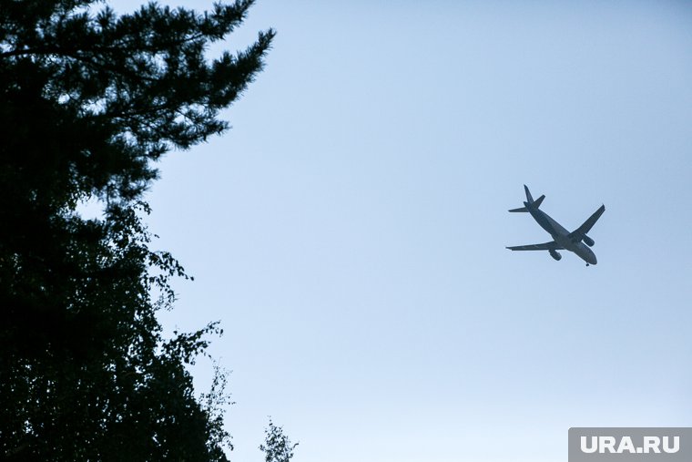 Пассажирский самолет Ан-24 пропал в Амурской области после мощного урагана: главное к этому часу