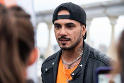 «Не манипуляции»: психолог объяснила страдания Natan, который изменил жене