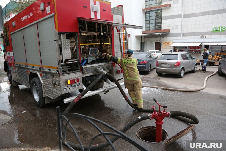 В торговом центре во Владикавказе произошел взрыв: главное о первых минутах ЧП