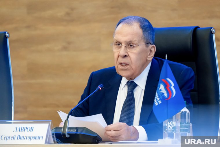 Лавров поставил под сомнение версию о беспилотниках из Польши