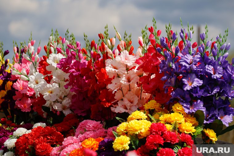 Троицкая родительская суббота 7 июня 2025: как правильно поминать усопших и что нельзя делать