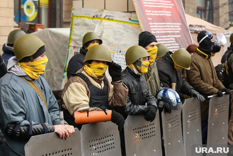 В центре Киева вспыхнул новый Майдан