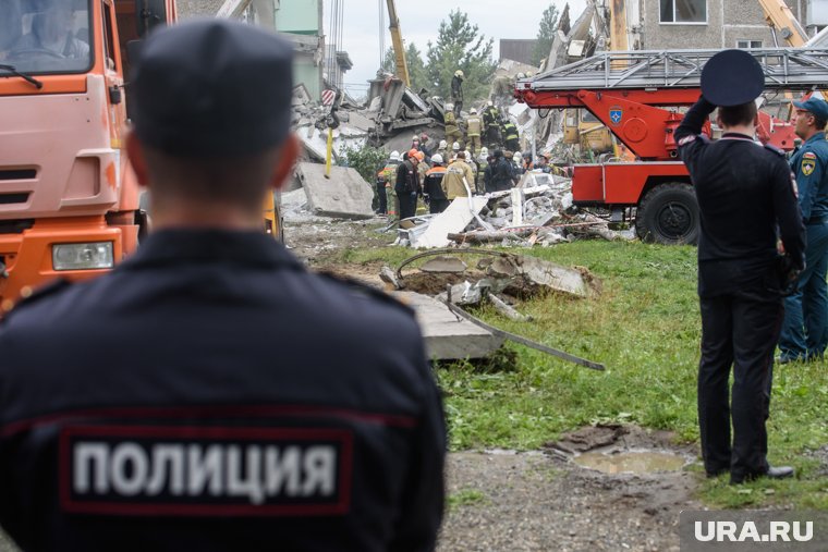 Пострадавших при обрушении жилого дома в Астрахани не обнаружено: главное через два часа после ЧП