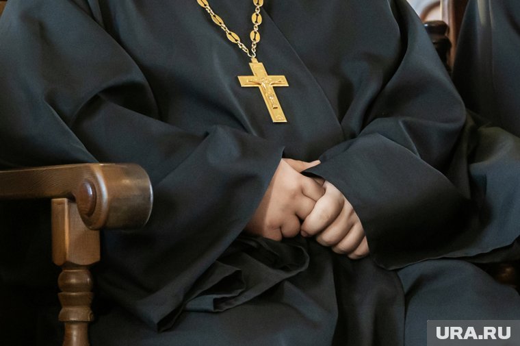 Каска священника спасла жизнь бойцу в зоне СВО