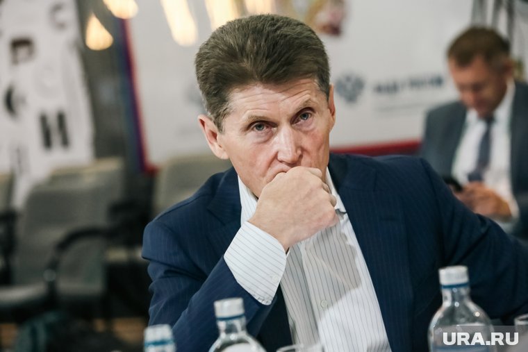 Глава Приморья терпит фиаско, пытаясь подчинить скандальную думу