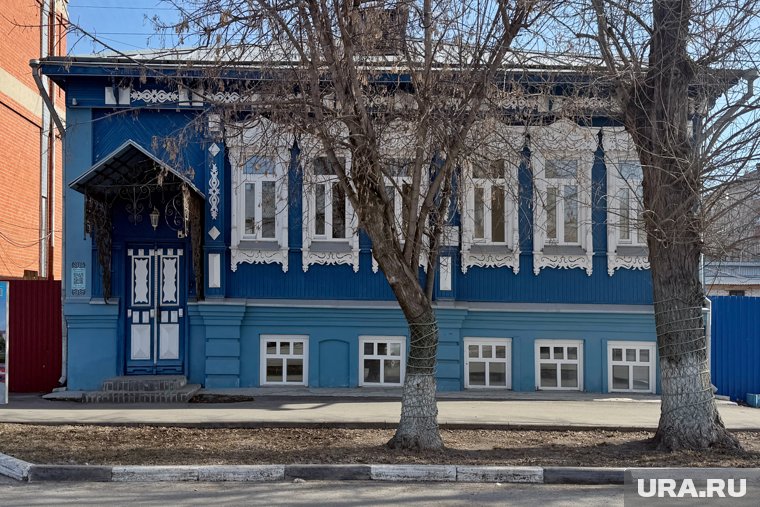 В Кургане продается старинный особняк XIX века, где жил зажиточный крестьянин. Фото