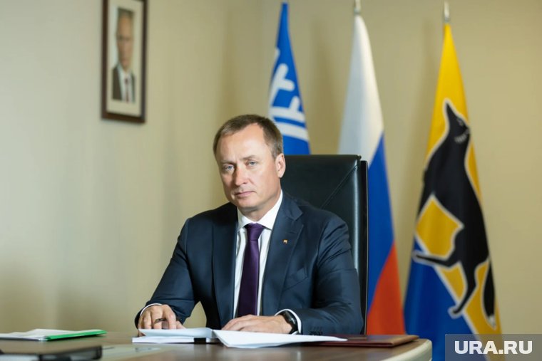 «Вы как тут живете?»: глава Сургута раскрыл, как визит губернатора обеспечил рекордный бюджет на ремонт дорог