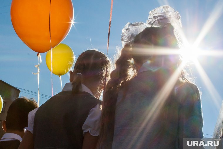 В Челябинске линейки 1 сентября пройдут только для первоклассников и выпускников