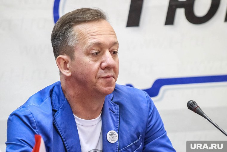 Подследственного директора тюменского драмтеатра уволили по утрате доверия