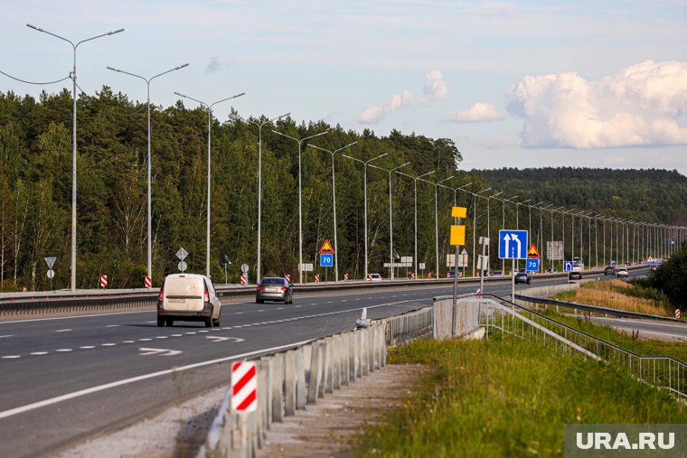 На Ямале временно закрыли участок автодороги Сургут — Салехард 