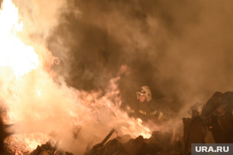 В Саратовской области в жилом доме произошел взрыв: онлайн-трансляция