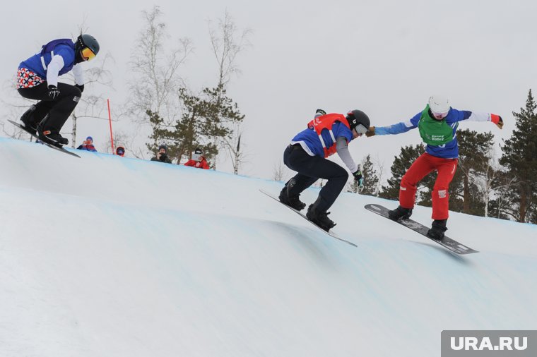 Лыжи или сноуборд: что выбрать новичку для зимнего отдыха