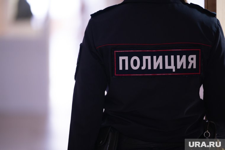 «Предлагал роскошную жизнь»: брокера из Екатеринбурга обвинили в сексе с девочкой