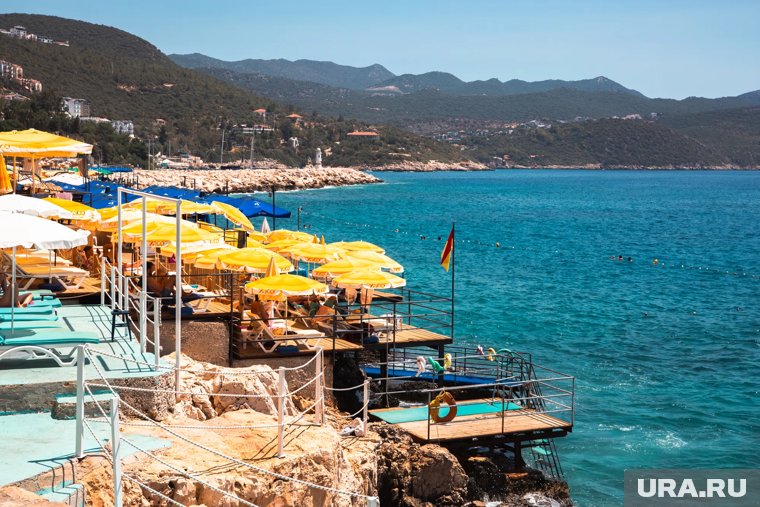 Мать пропавшего в Босфоре пловца надеется на расширение поисков