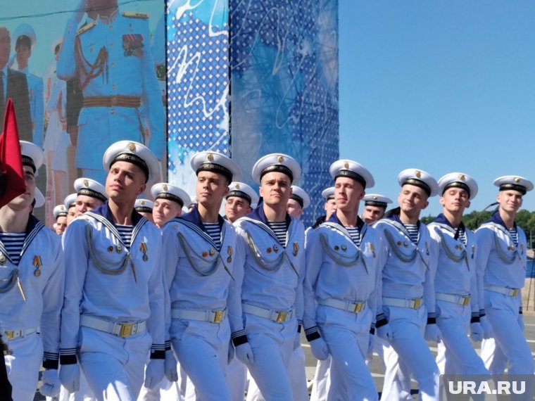 С Днем ВМФ: лучшие картинки и поздравления ко Дню флота