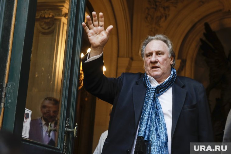 За что арестовали Депардье: домогательства и самые эпатажные выходки французского актера