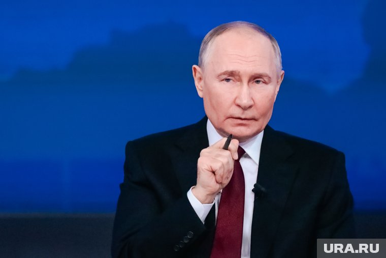 Владимир Путин подвел итоги «Июльского шторма»: приоритет — боеготовность, перевооружение и защита РФ