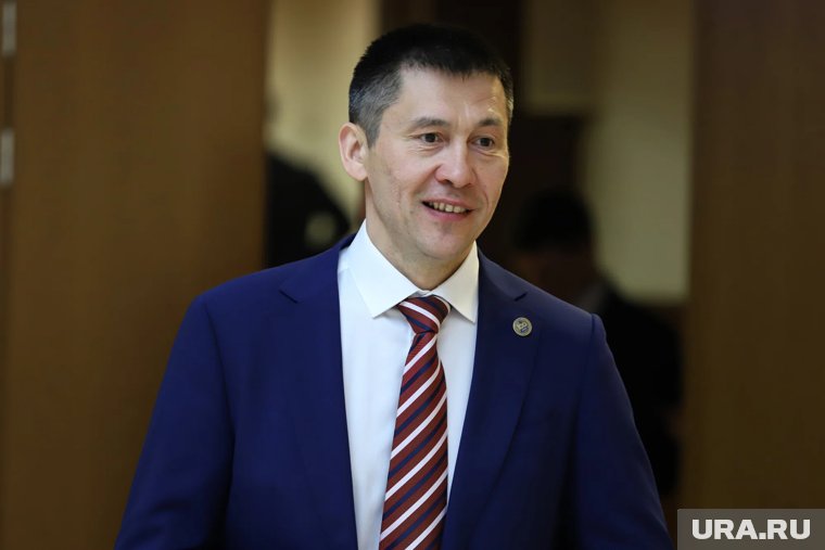 Кандидат наук, старожил полпредства: биография экс-главы свердловского минэка Садыкова