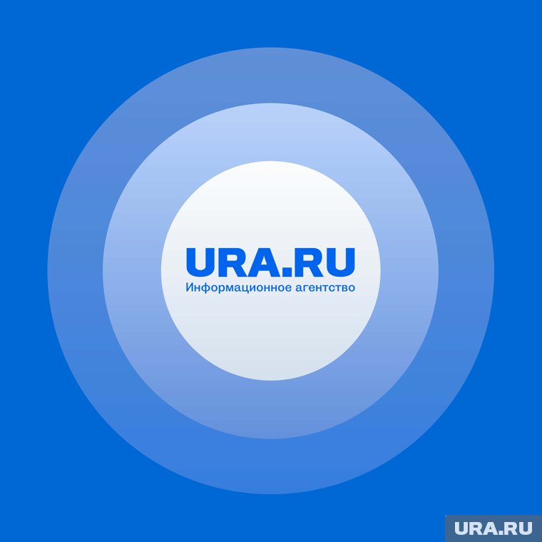 Кувалды, задержания и толпы в масках: что происходило в URA.RU во время многочасового обыска