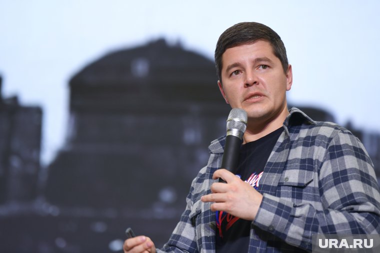 Губернатор ЯНАО Артюхов ответил на вопросы ноябрян: как это было