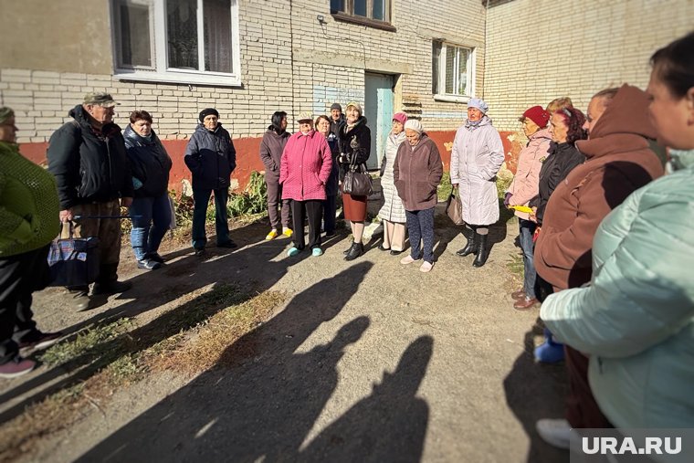 Под Курганом выселяют семьи из двух общежитий филиала КГУ. Видео