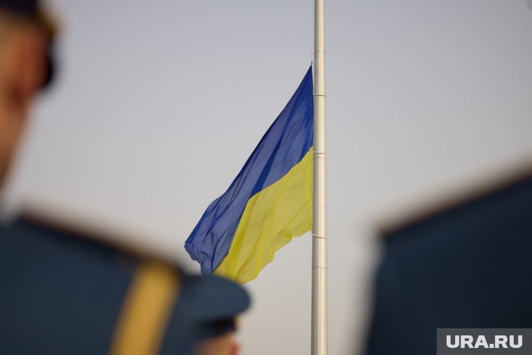 Украинцы и Запад осудили Зеленского: что не так с законом о коррупции, который вывел на митинги тысячи лю...