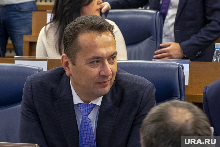 Фигурантам дела экс-мэра Нового Уренгоя Воронова продлили пребывание в СИЗО