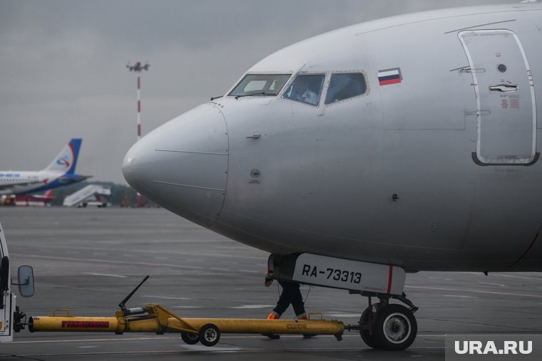 Удар о землю, вспышка и паника: пассажиры рассказали о первых минутах пожара в самолете в Анталье. В...