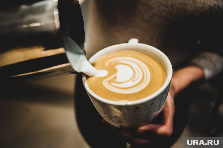 Пять редких рецептов согревающего кофе: домашние напитки для уютных вечеров