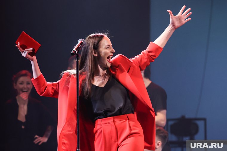 Кто такая Анна Снаткина, которой Путин присвоил высокое звание: биография, роли, личная жизнь