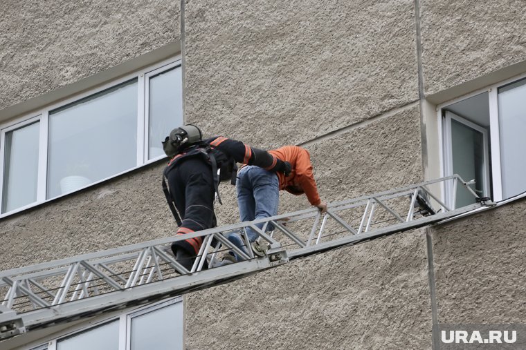 Жильцов дома в Астрахани эвакуировали из-за угрозы обрушения
